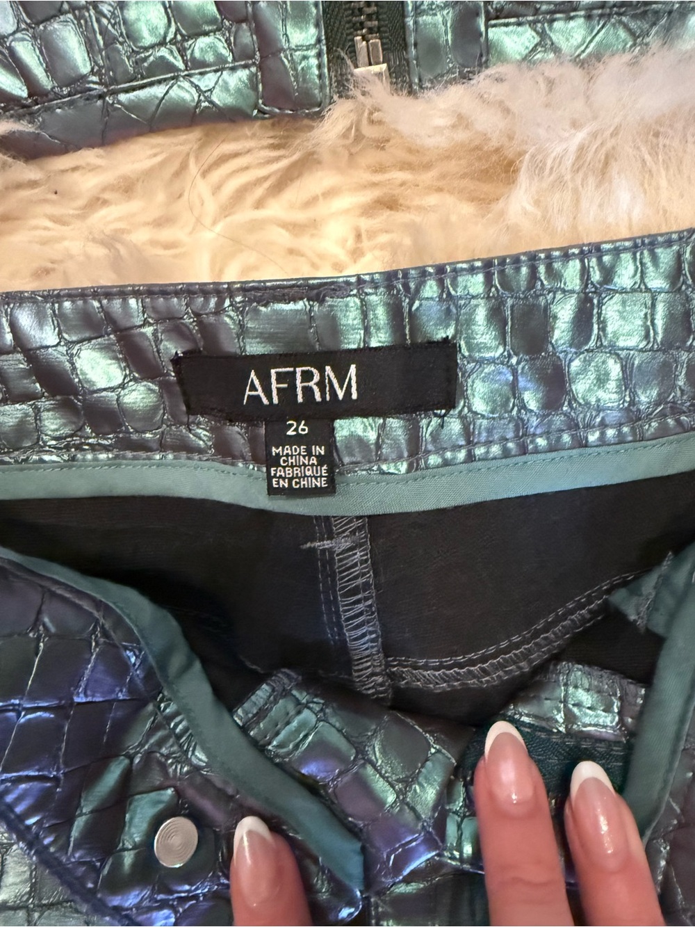AFRM Iridescent Croc-Texture Straight Leg Pants - Green - size 26 - Picture 5 of 5